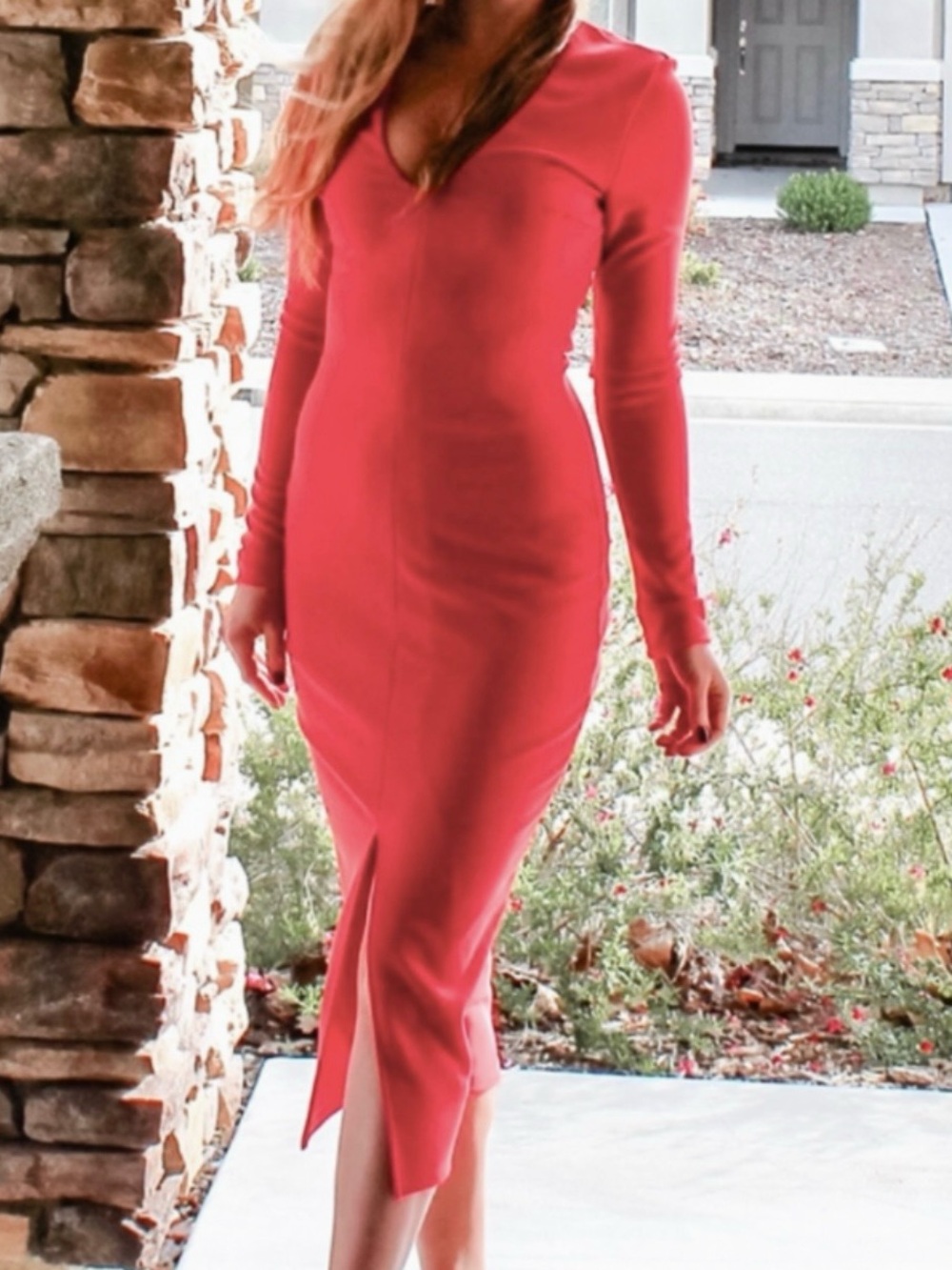 Women's Red Long Sleeve V-Neck Dress